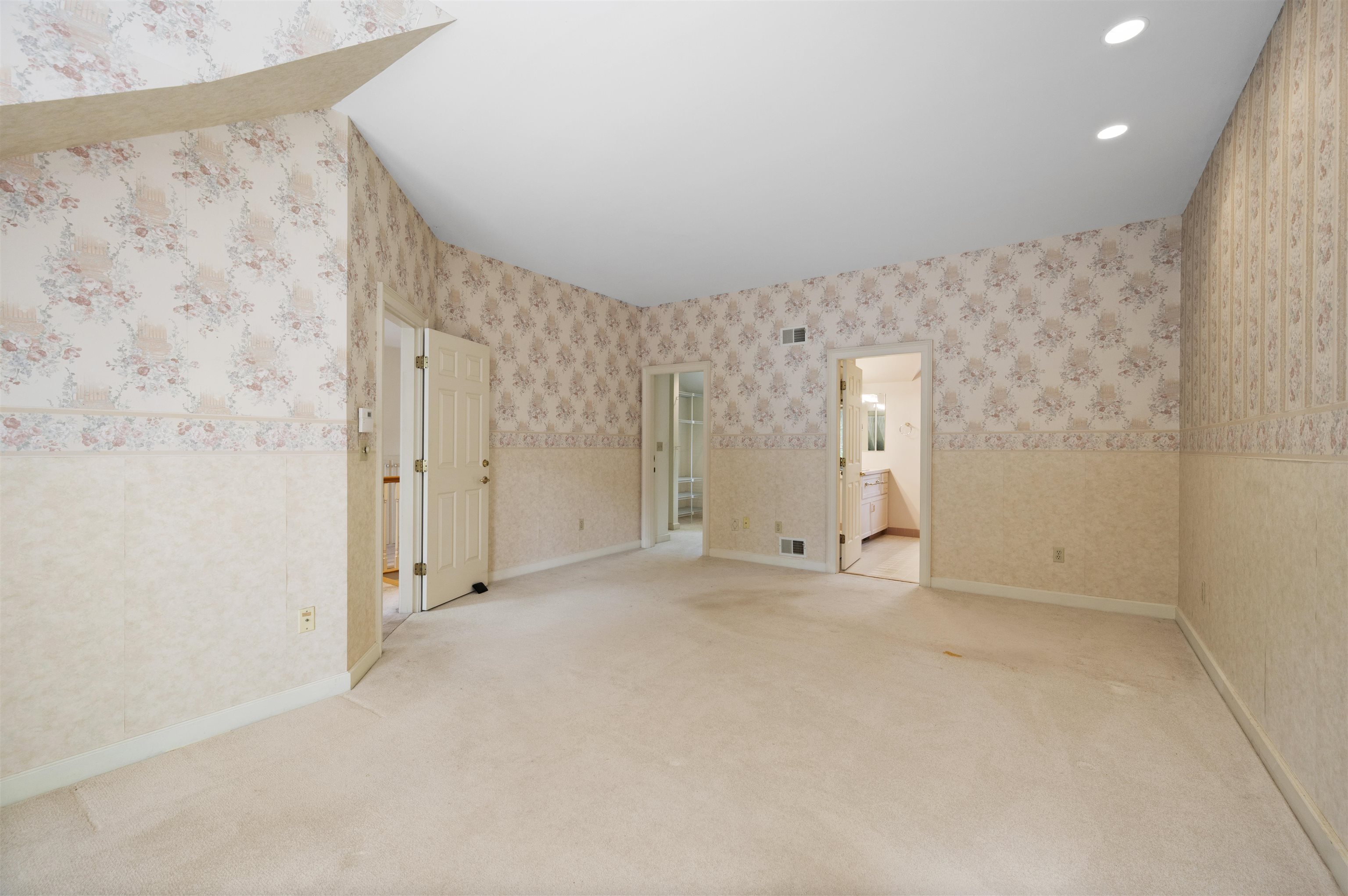 60 Peninsula Drive Stratham, NH 03885 - Photo 33 of 56