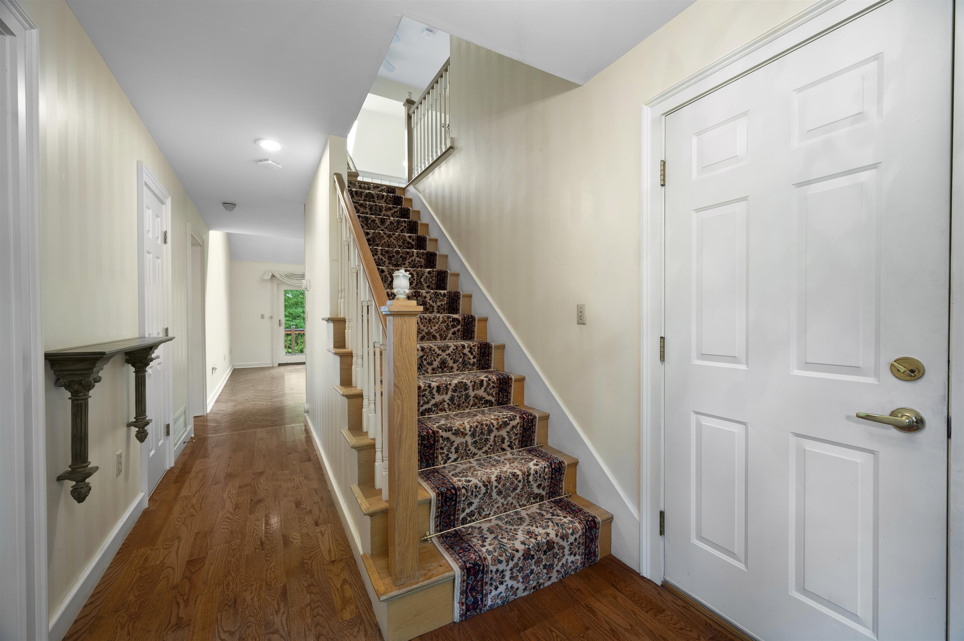 60 Peninsula Drive Stratham, NH 03885 - Photo 10 of 56