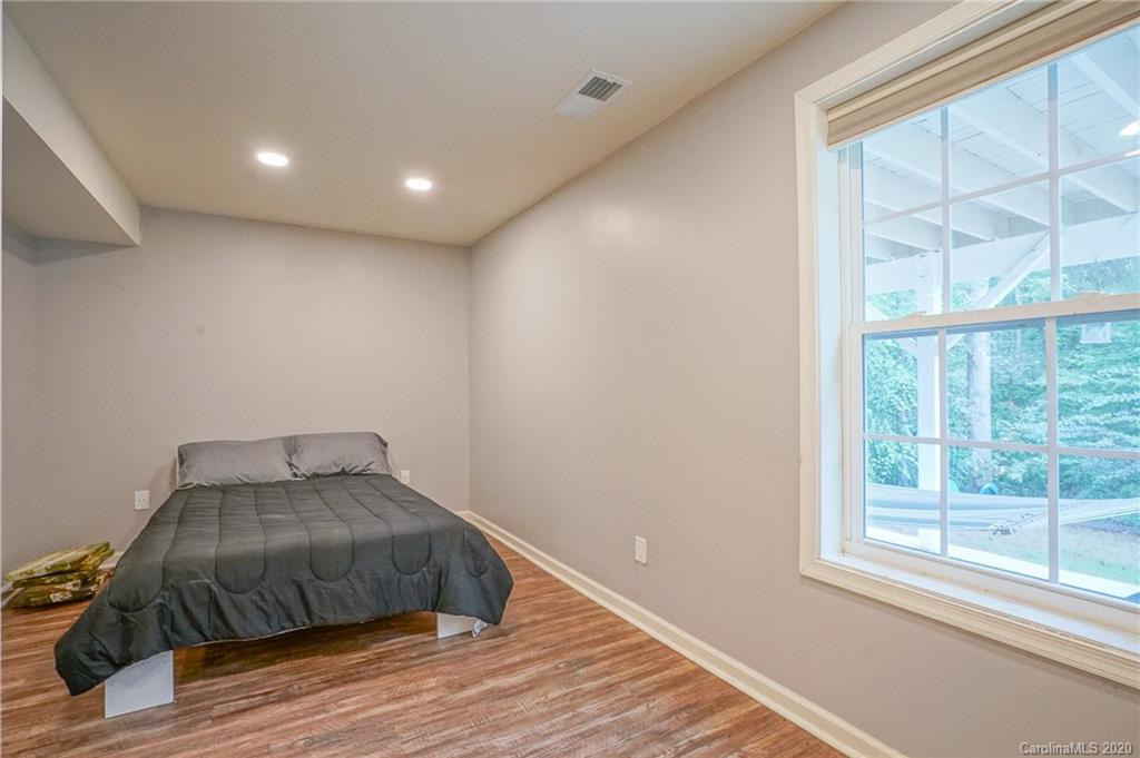 7798 East Berkeley Road Denver, NC 28037 - Photo 28 of 37