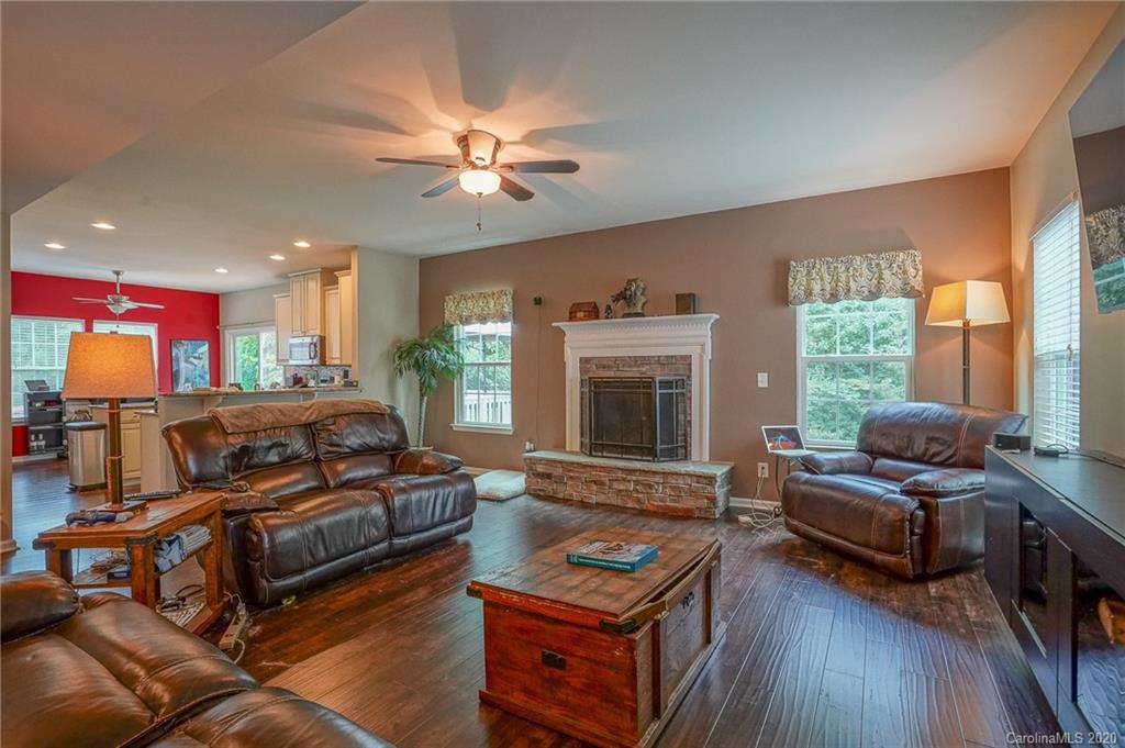 7798 East Berkeley Road Denver, NC 28037 - Photo 9 of 37