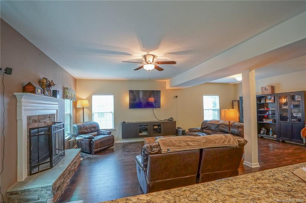 7798 East Berkeley Road Denver, NC 28037 - Photo 10 of 37