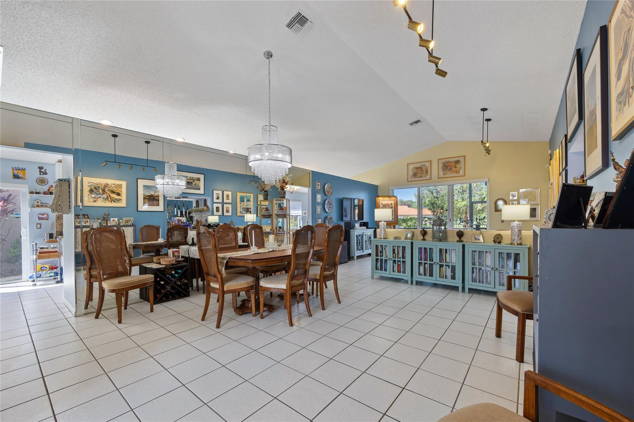 8491 Nadmar Avenue Boca Raton, FL 33434 - Photo 4 of 27 Photo 4