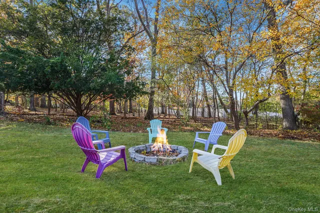 $789,000 | 12 Harbor Beach Road, Miller Place, NY 11764