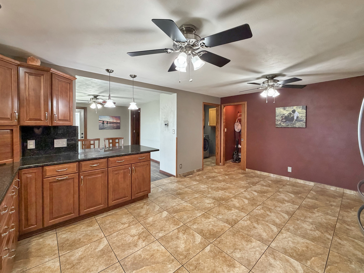 2472 West Red Oak Road Freeport, IL 61032 - Photo 16 of 46
