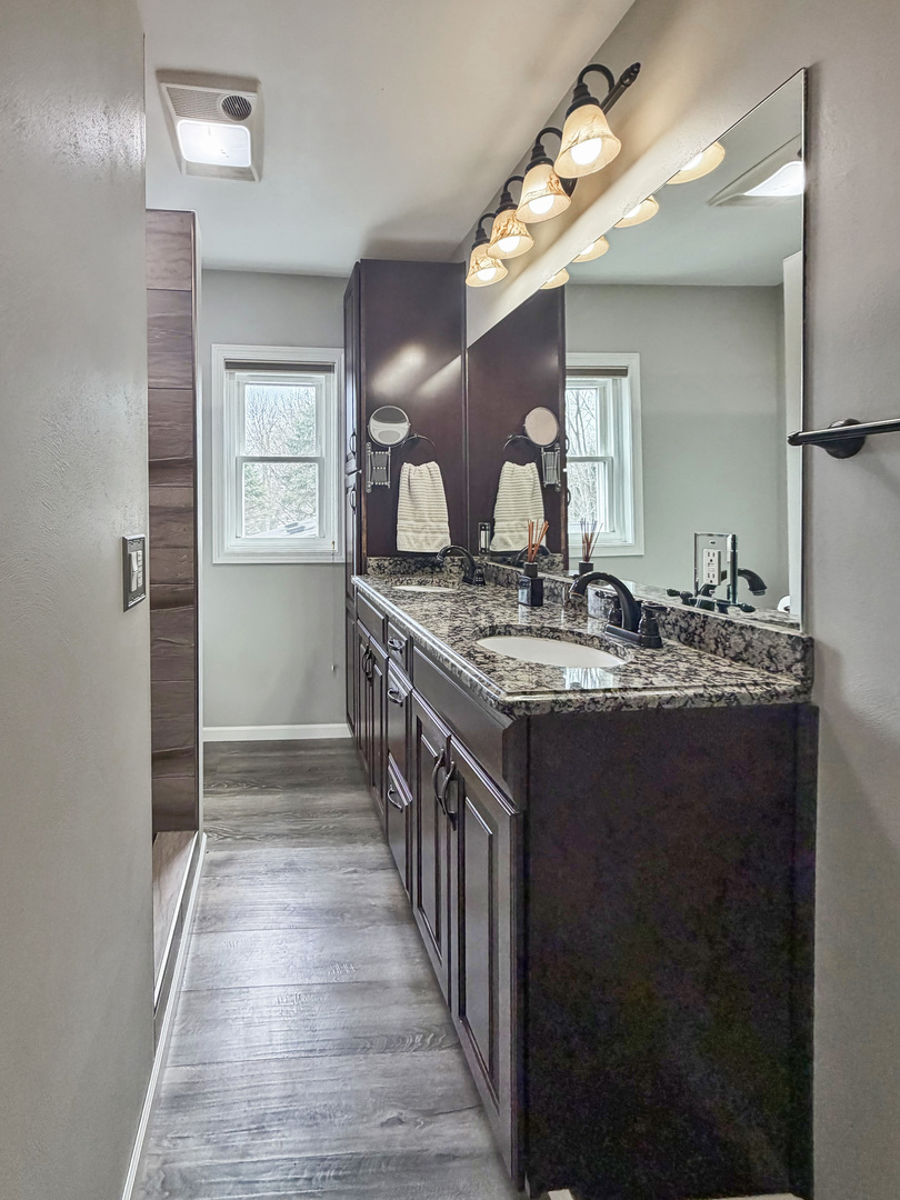 2472 West Red Oak Road Freeport, IL 61032 - Photo 28 of 46