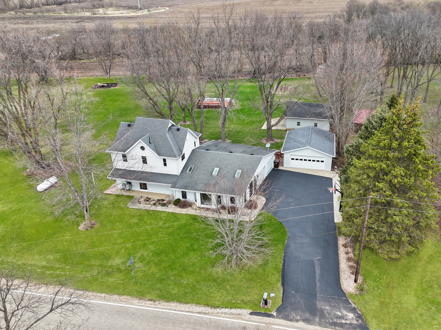 2472 West Red Oak Road Freeport, IL 61032 - Photo 45 of 46