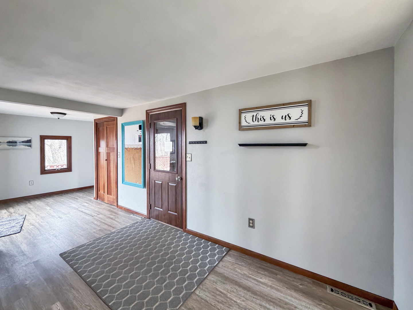 2472 West Red Oak Road Freeport, IL 61032 - Photo 6 of 46