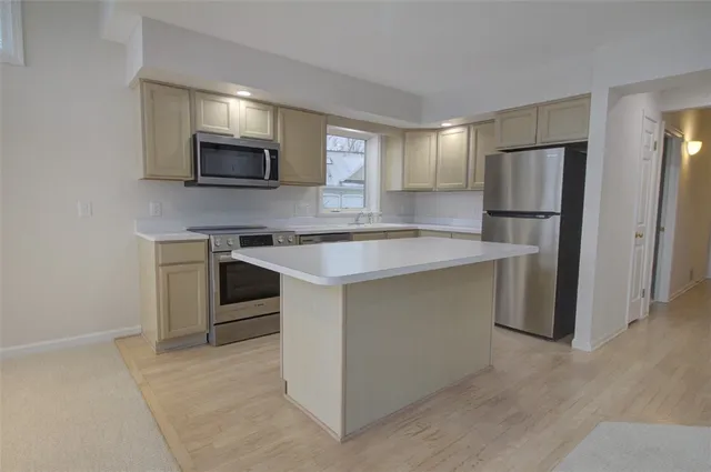 $3,900 | 245 Roseland Lane, Canandaigua City, NY 14424