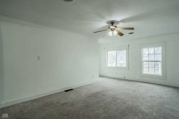 $175,000 | 615-617 Ruddle Avenue, Anderson, IN 46012