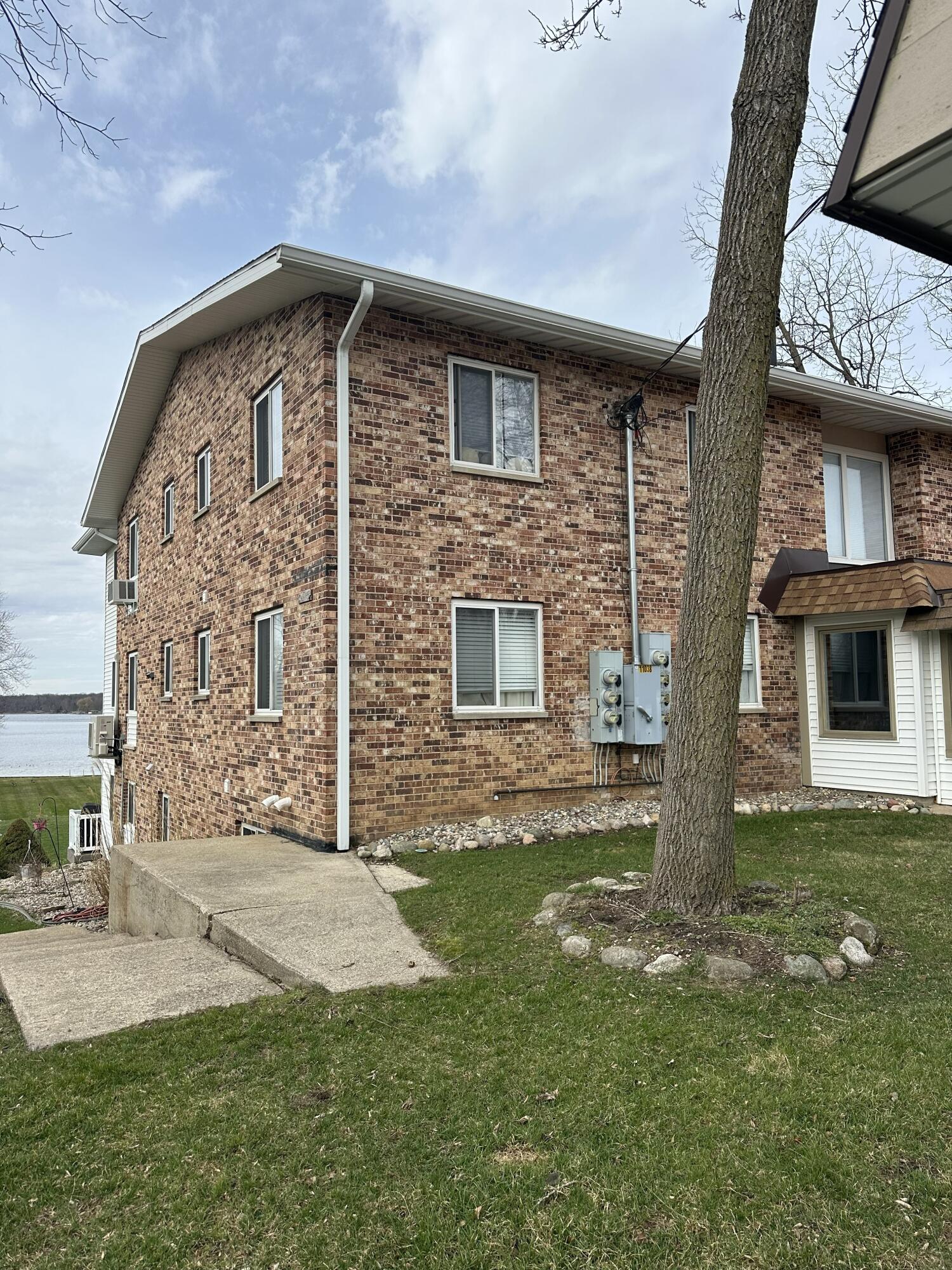 11038 Portage Road, Unit 6 Portage, MI 49002 - Photo 2 of 20 IMG_3065