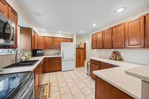 $290,000 | 11038 Portage Road, Unit 6, Portage, MI 49002