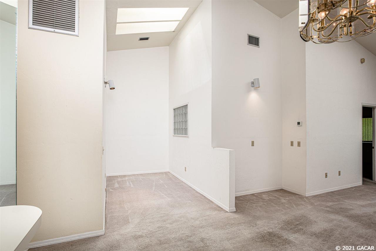812 Southwest 50th Way Gainesville, FL 32607 - Photo 12 of 28 Gallery Image 12