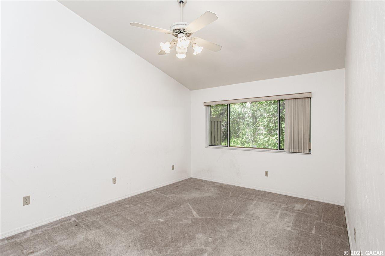812 Southwest 50th Way Gainesville, FL 32607 - Photo 16 of 28 Gallery Image 16
