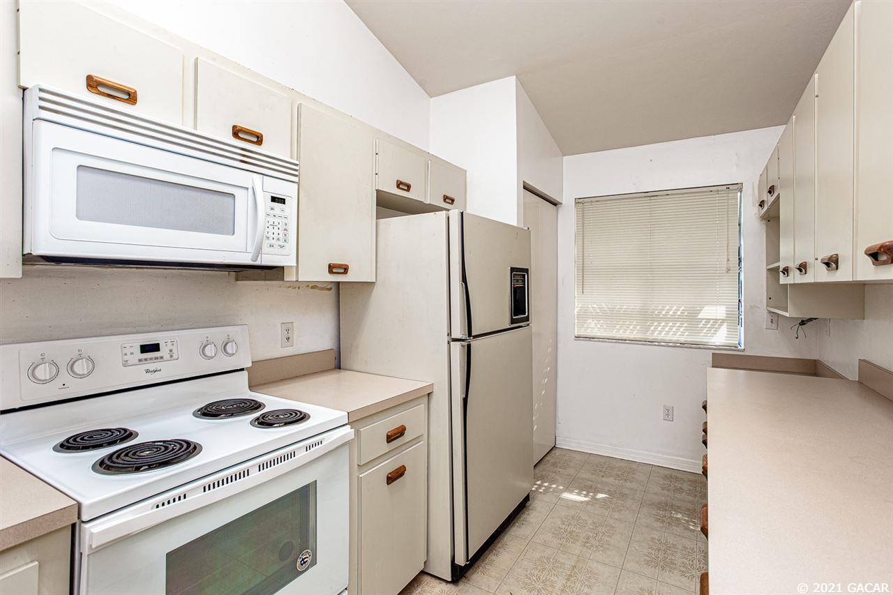 812 Southwest 50th Way Gainesville, FL 32607 - Photo 6 of 28 Gallery Image 6