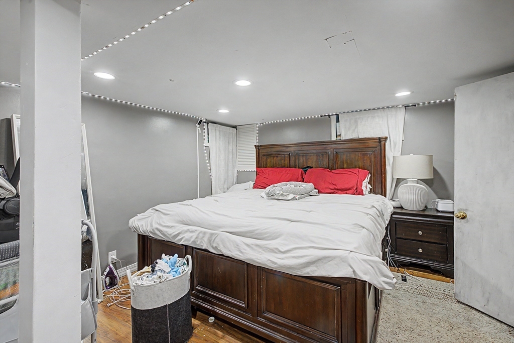 23 Jenness Street Springfield, MA 01104 - Photo 15 of 25