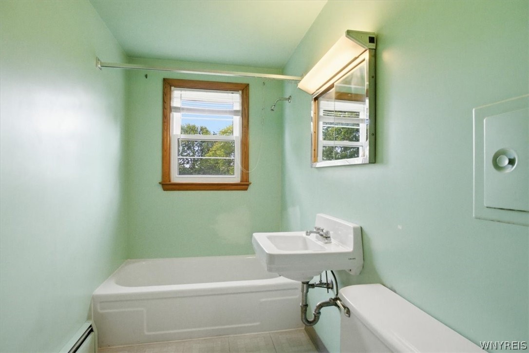 3643 Eckhardt Road Hamburg, NY 14075 - Photo 15 of 33
