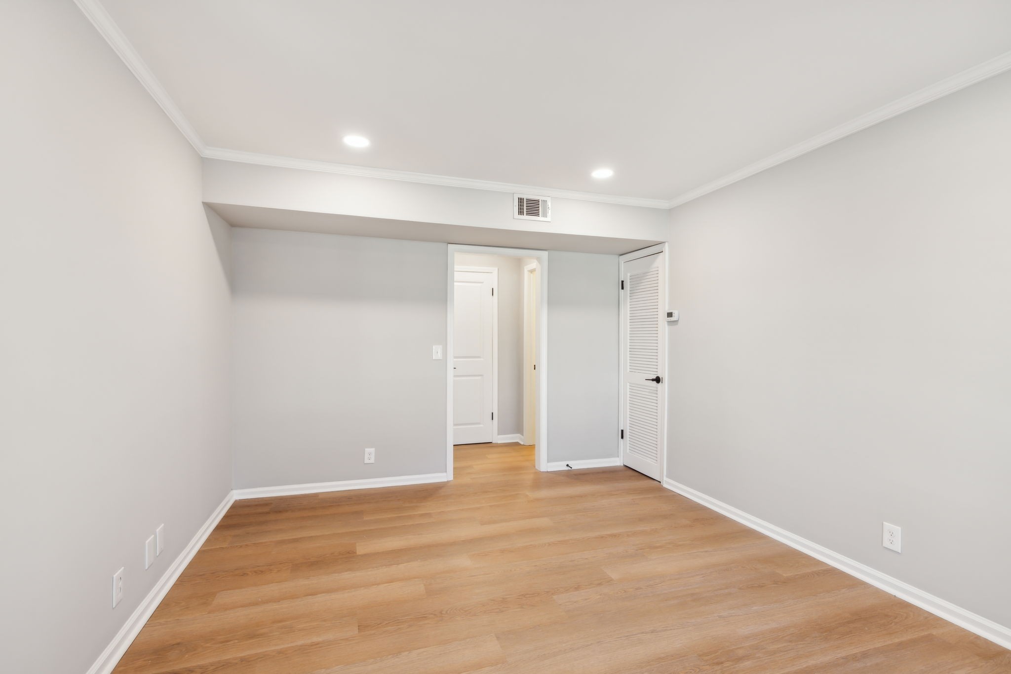 1011 Murfreesboro Road, Unit L9 Franklin, TN 37064 - Photo 4 of 28