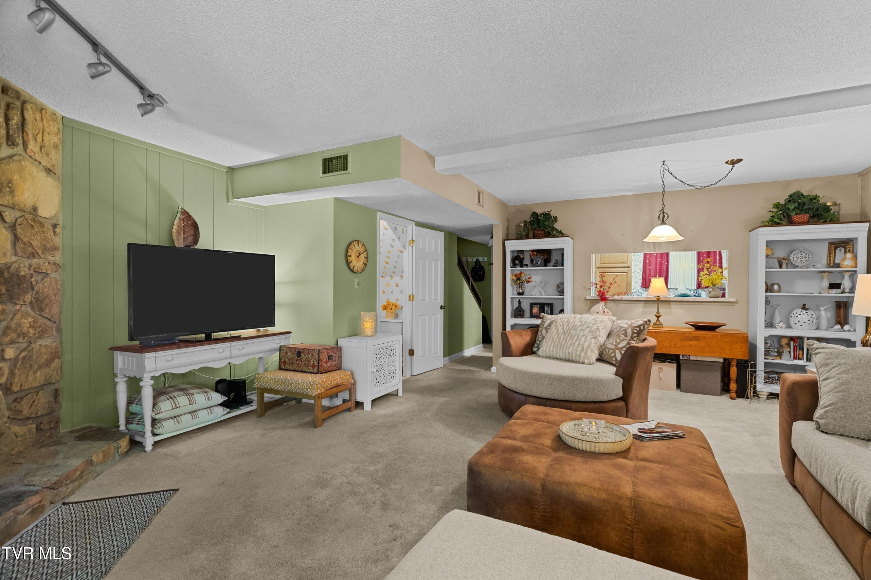 1235 Ski Mountain Road, Unit 602 Gatlinburg, TN 37738 - Photo 6 of 22 005-1235SkiMountainRoad-602-Gatlinburg-T