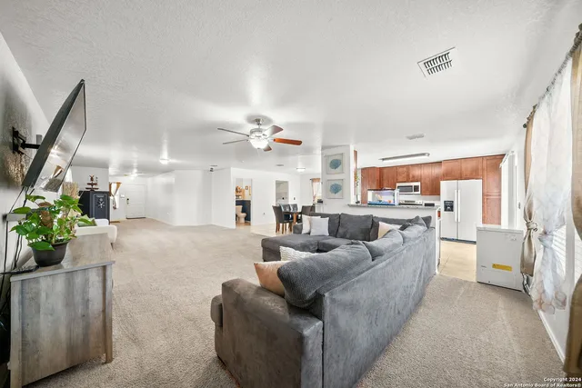 $299,999 | 7419 Monets Garden, San Antonio, TX 78218