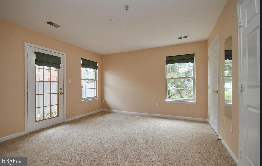 645 Constellation Square Southeast, Unit A Leesburg, VA 20175 - Photo 19 of 19