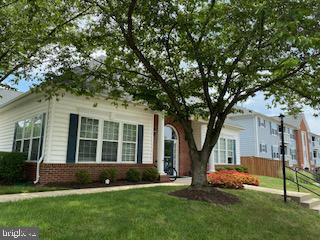 645 Constellation Square Southeast, Unit A Leesburg, VA 20175 - Photo 7 of 19 Club house has picina, conference room and gym.