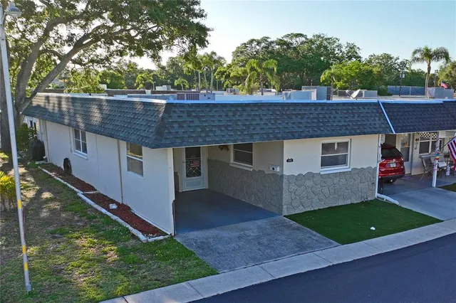 $199,900 | 200 Portree Drive, Dunedin, FL 34698