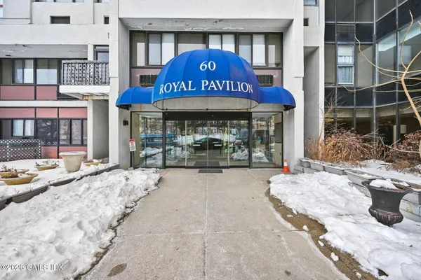 a view of a entrance with building