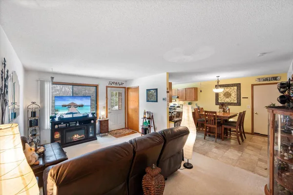 $225,000 | 13154 90th Place North, Maple Grove, MN 55369