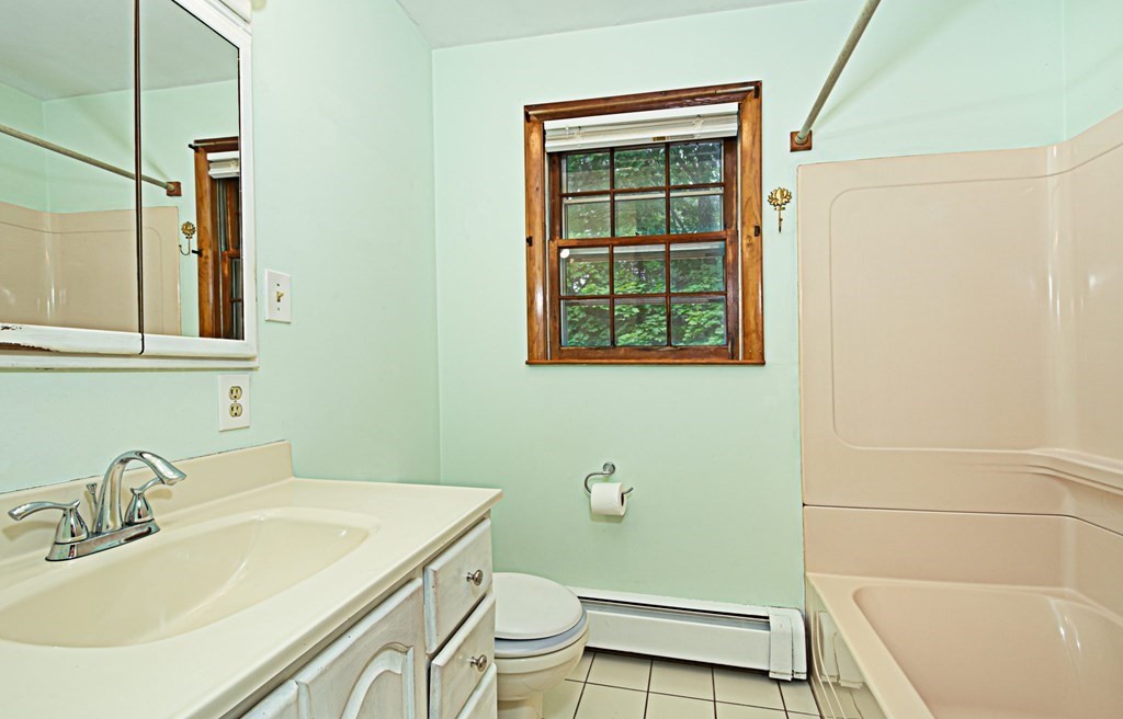 379 Providence Road Grafton, MA 01560 - Photo 26 of 42 Gallery Image 26