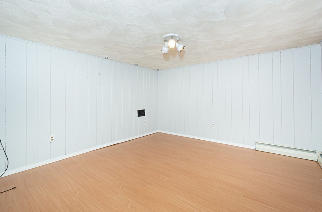 379 Providence Road Grafton, MA 01560 - Photo 36 of 42 Gallery Image 36
