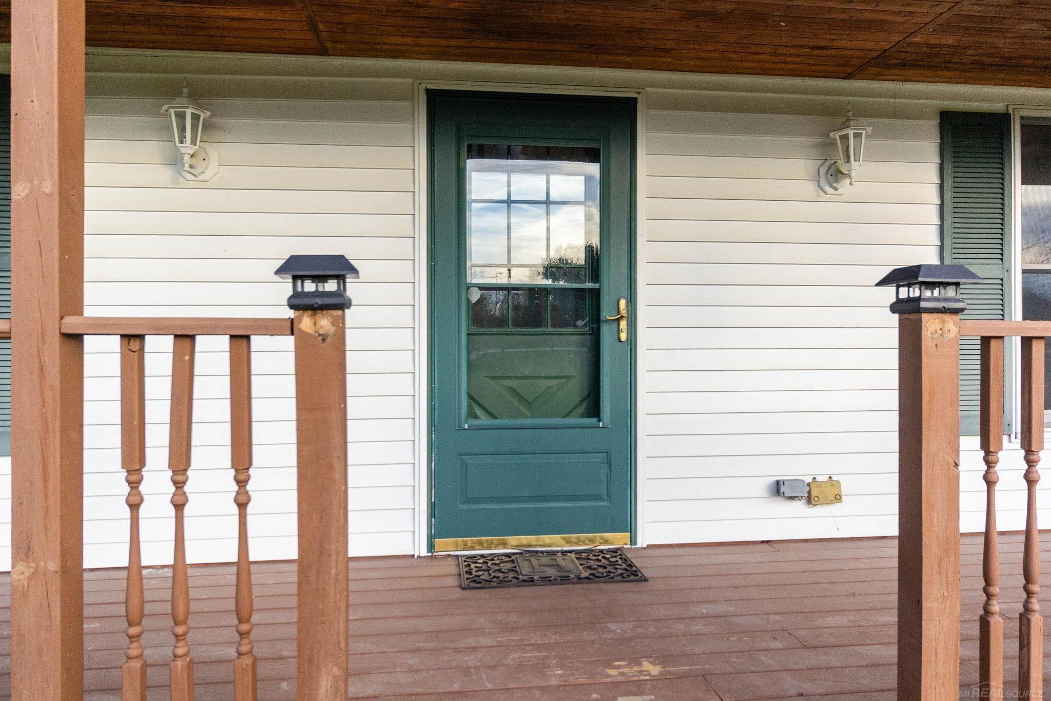 575 Stoddard Road Columbus, MI 48063 - Photo 4 of 49 50195859-bf498b88-88aa-466f-ad21-b1ad92db332c.JPG