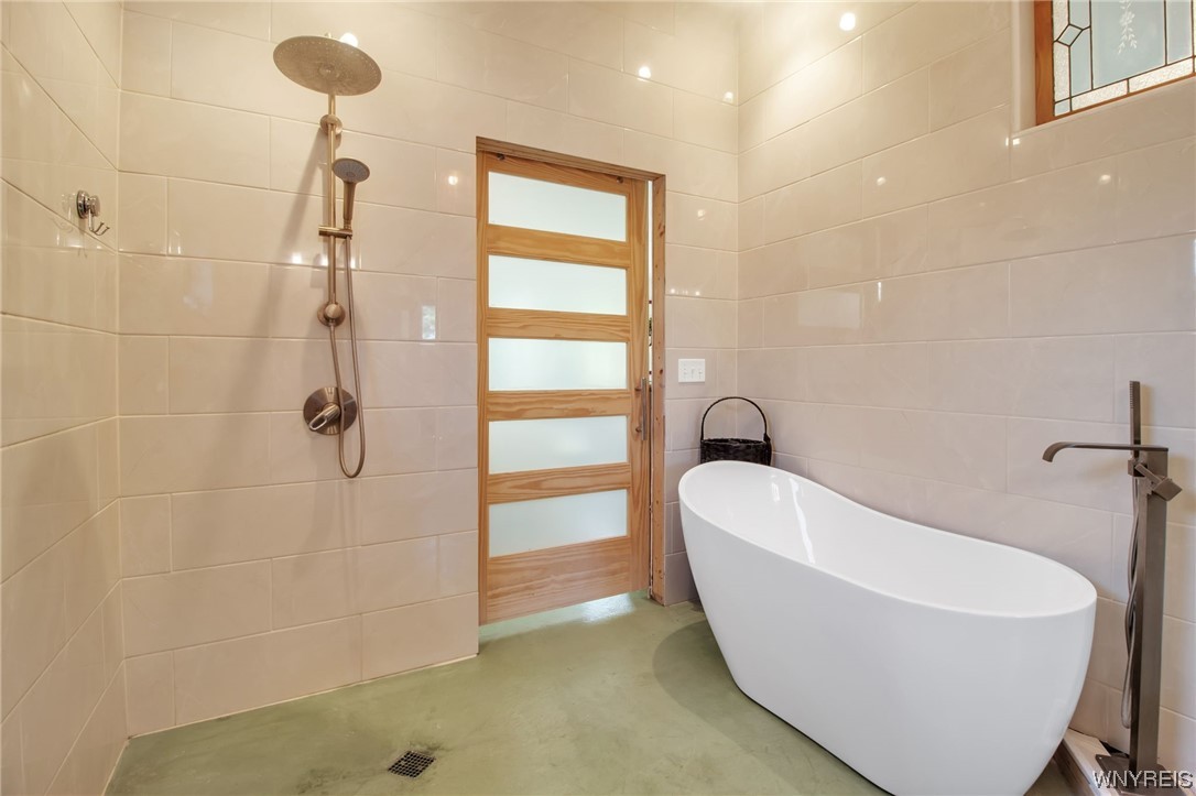 1627 Sturgeon Point Road Evans, NY 14047 - Photo 46 of 49