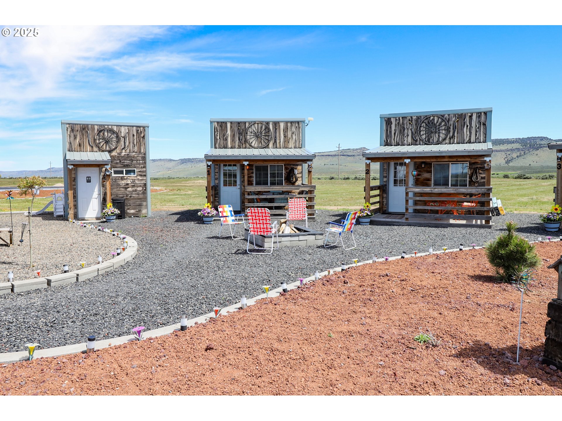 66410 Crane-Buchanan Road Burns, OR 97720 - Photo 22 of 37 a backyard of a house with barbeque oven