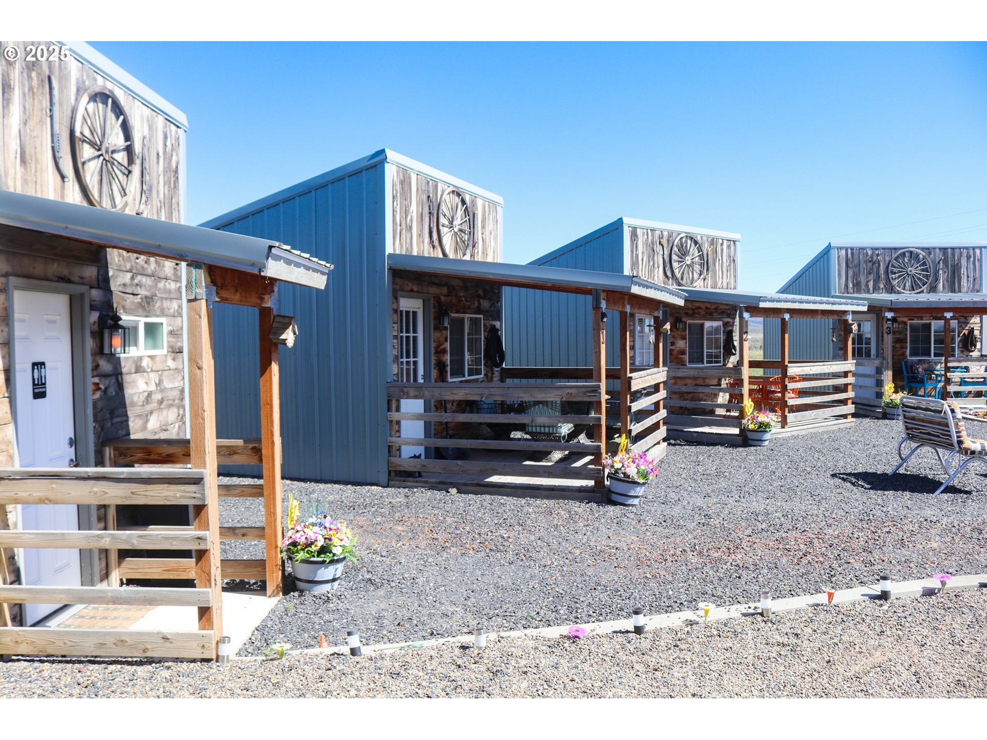 66410 Crane-Buchanan Road Burns, OR 97720 - Photo 33 of 37 a view of living room