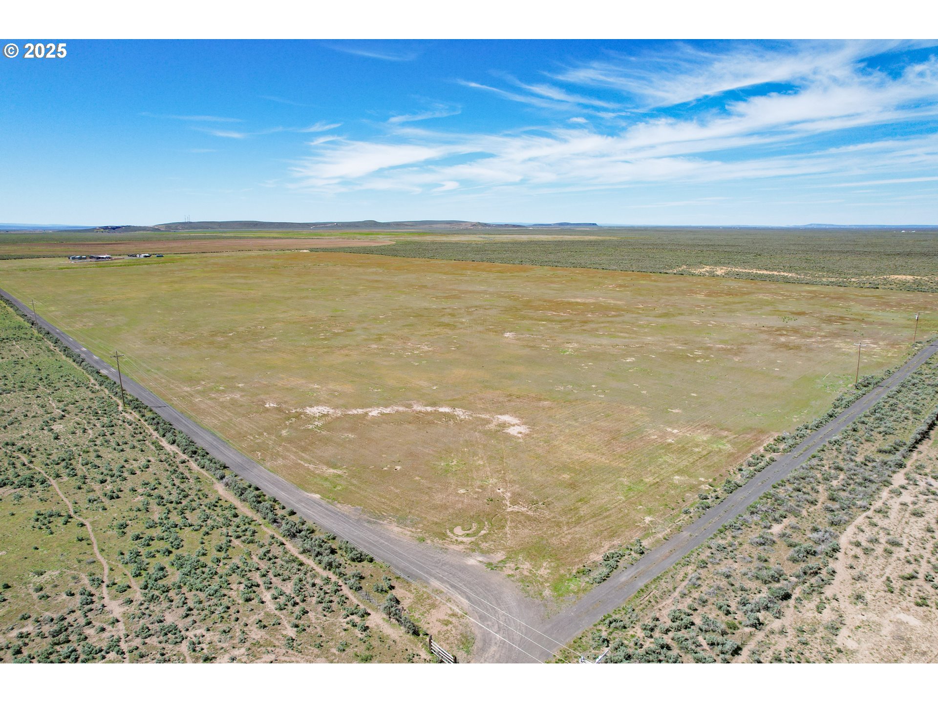 66410 Crane-Buchanan Road Burns, OR 97720 - Photo 35 of 37 a view of an ocean beach
