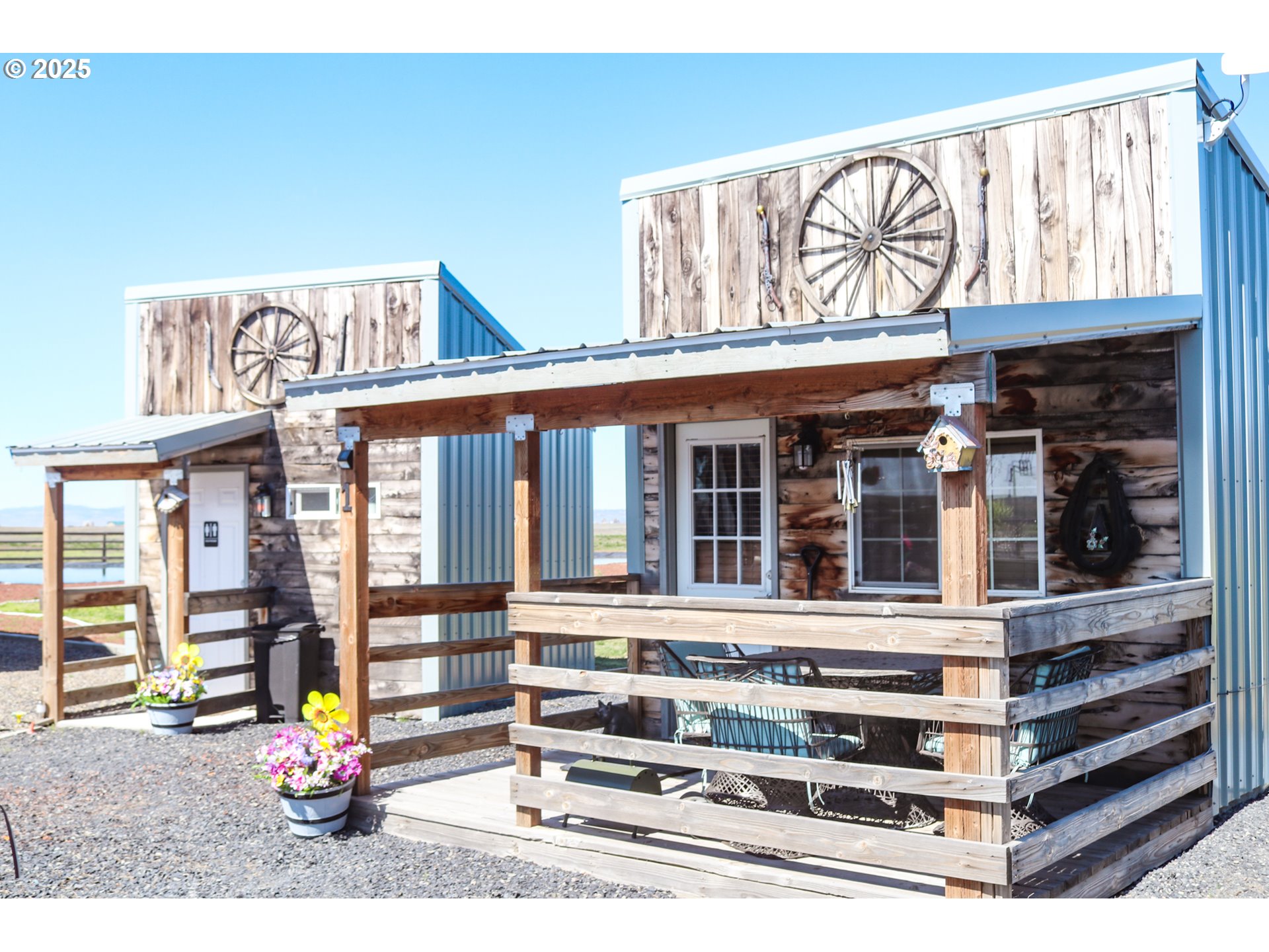 66410 Crane-Buchanan Road Burns, OR 97720 - Photo 10 of 37 front view of a building