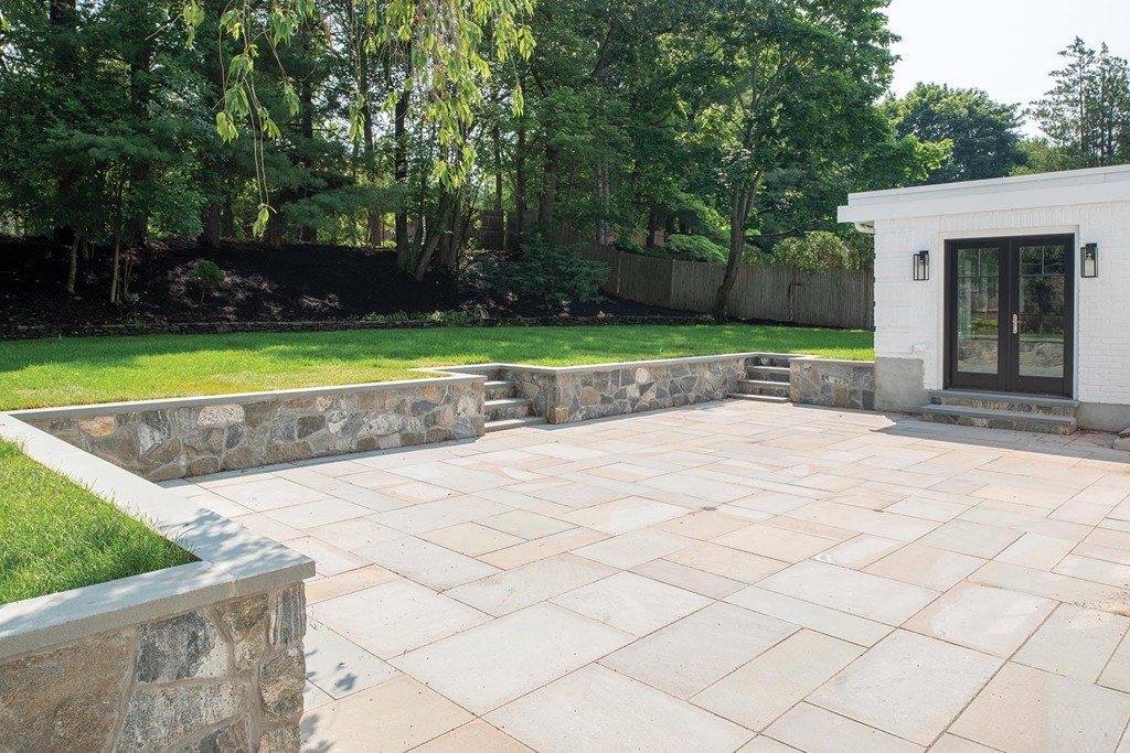 119 Walnut Hill Road Chestnut Hill, MA 02445 - Photo 11 of 12