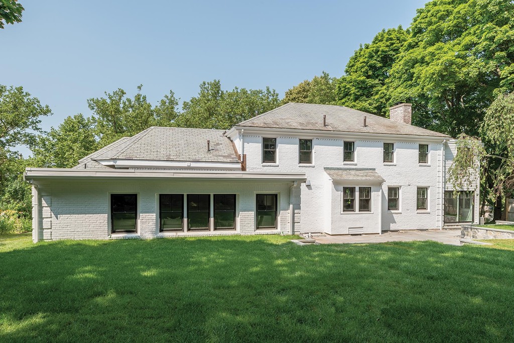 119 Walnut Hill Road Chestnut Hill, MA 02445 - Photo 12 of 12