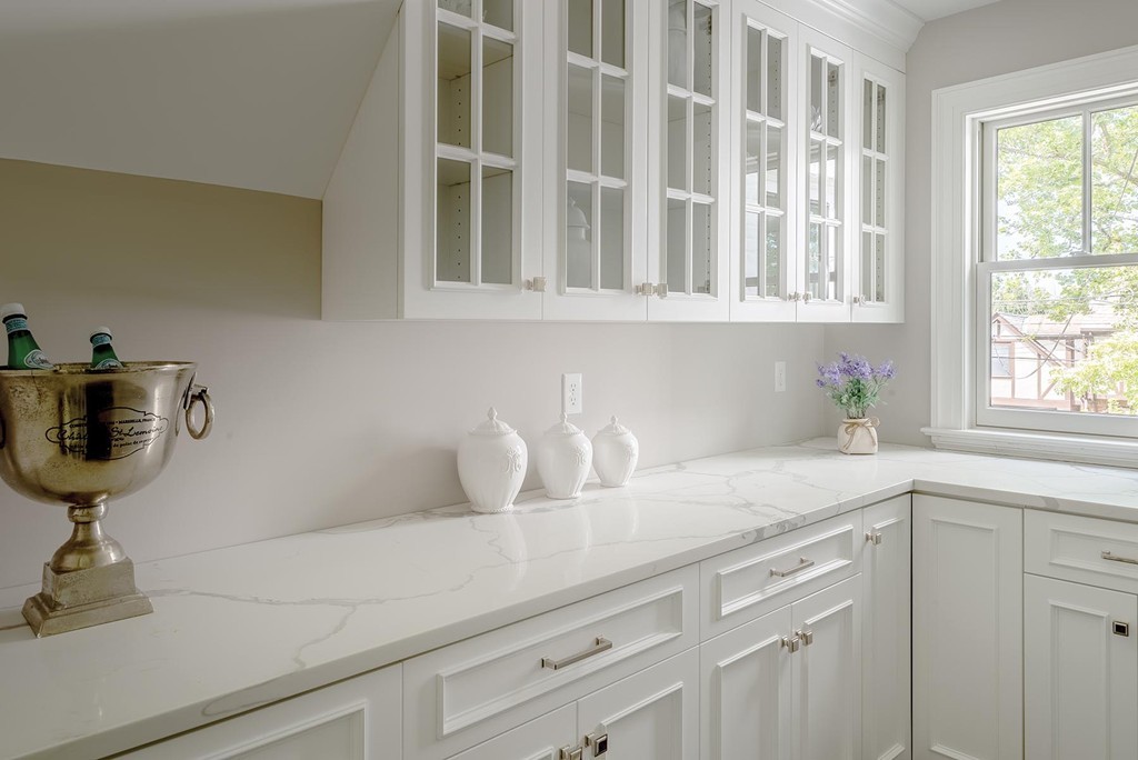 119 Walnut Hill Road Chestnut Hill, MA 02445 - Photo 5 of 12