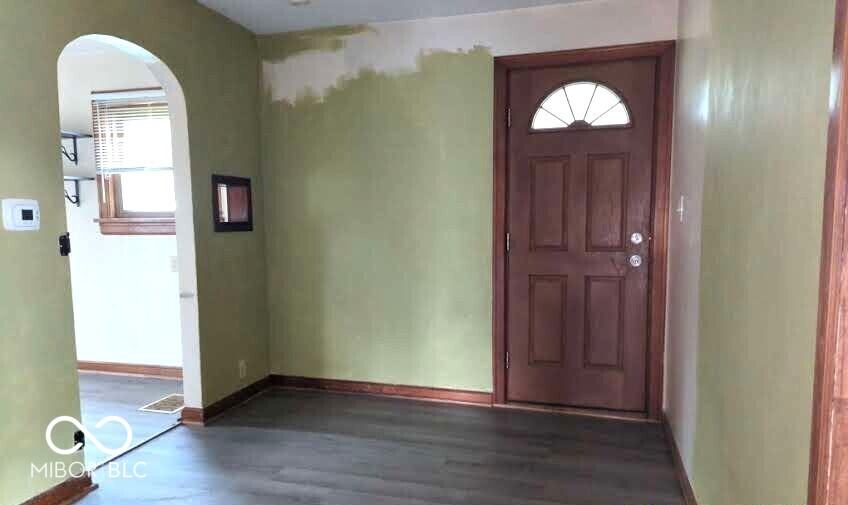 616 West 38th Street Anderson, IN 46013 - Photo 4 of 12