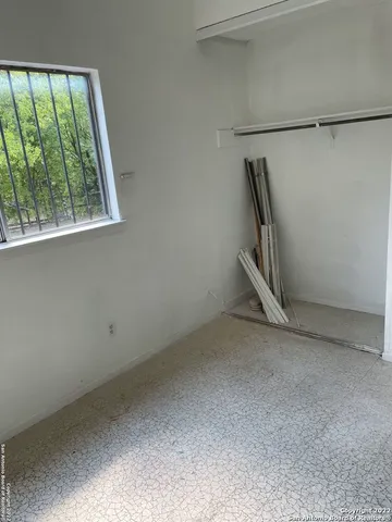 $850 | 5422 Rubidoux Drive, San Antonio, TX 78228