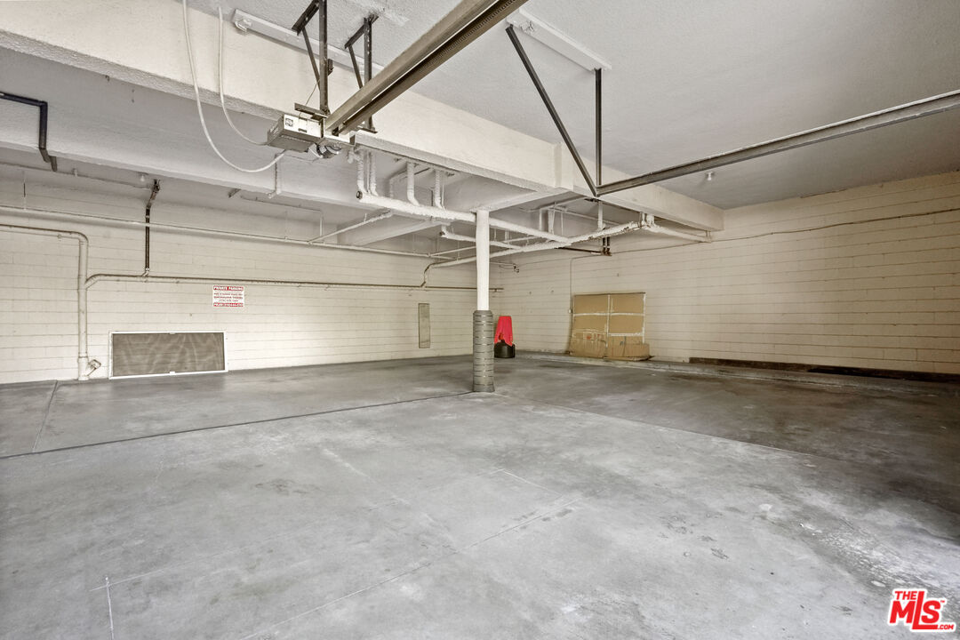 18000 Coastline Drive, Unit 8 Malibu, CA 90265 - Photo 26 of 26 a view of a garage