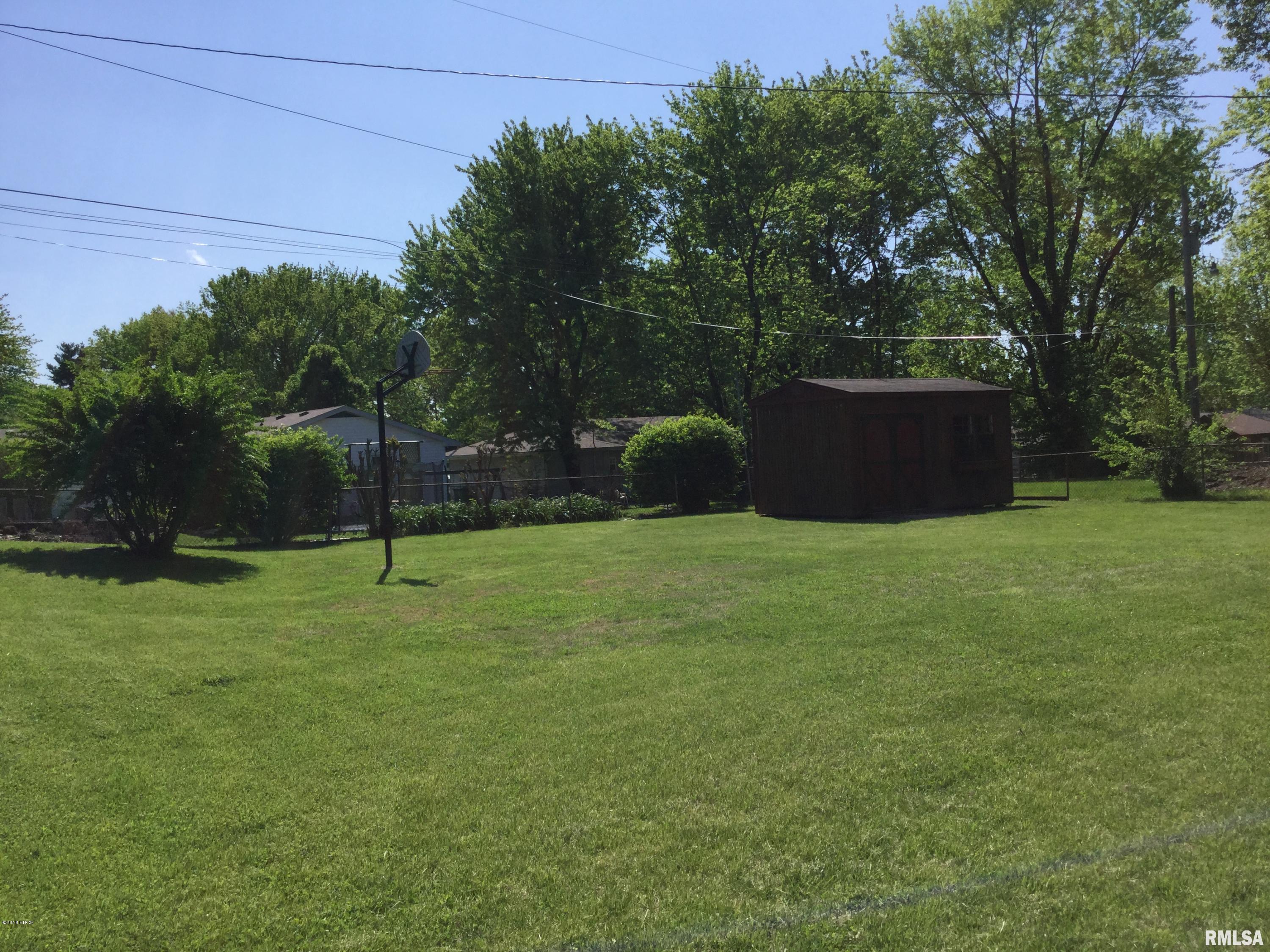 438 Springfield Avenue Anna, IL 62906 - Photo 3 of 22 Gallery Image 3