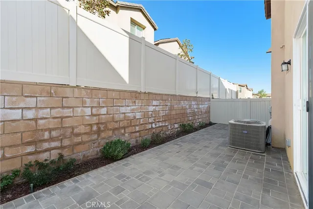 $3,000 | 913 Helena Ridge, Lake Elsinore, CA 92530