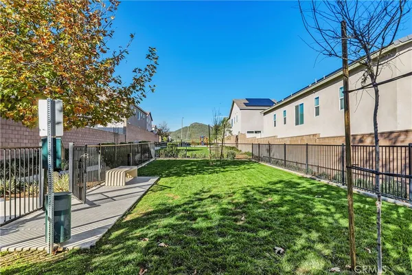 $3,000 | 913 Helena Ridge, Lake Elsinore, CA 92530