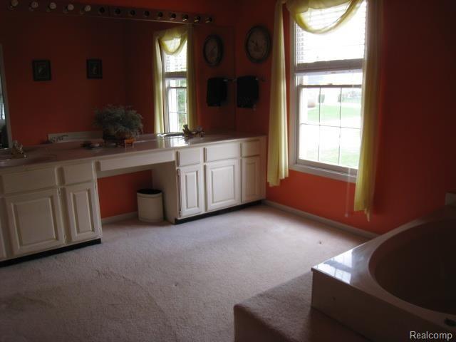 1686 Hillcrest Drive Rochester Hills, MI 48306 - Photo 12 of 18