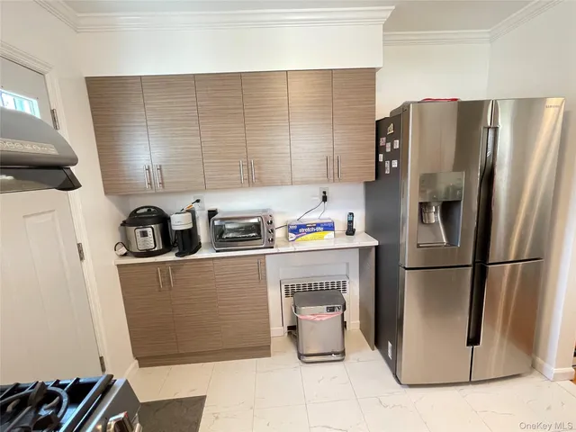 $878,000 | 1306 6th Avenue, New Hyde Park, NY 11040