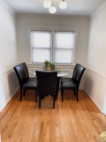 $878,000 | 1306 6th Avenue, New Hyde Park, NY 11040