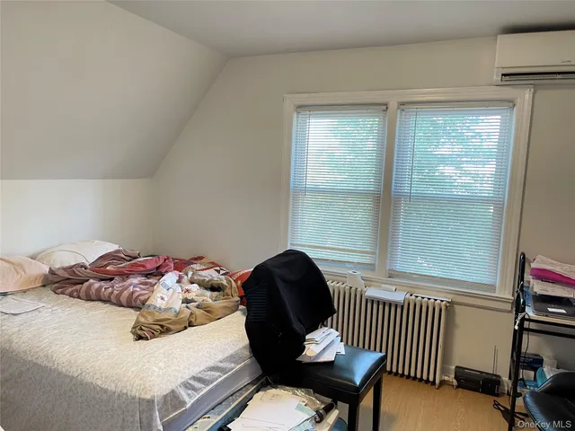 $878,000 | 1306 6th Avenue, New Hyde Park, NY 11040