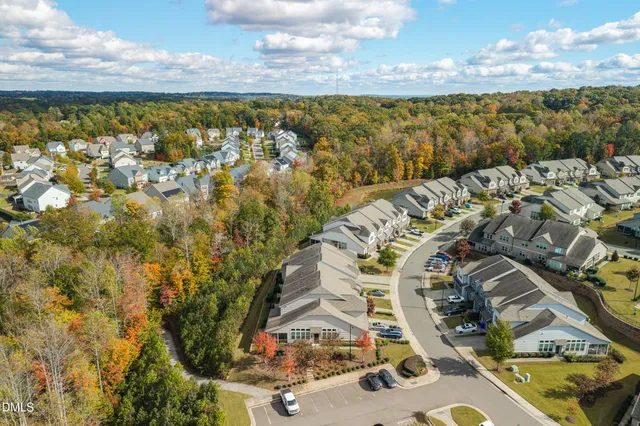 a view of an buildings in the background